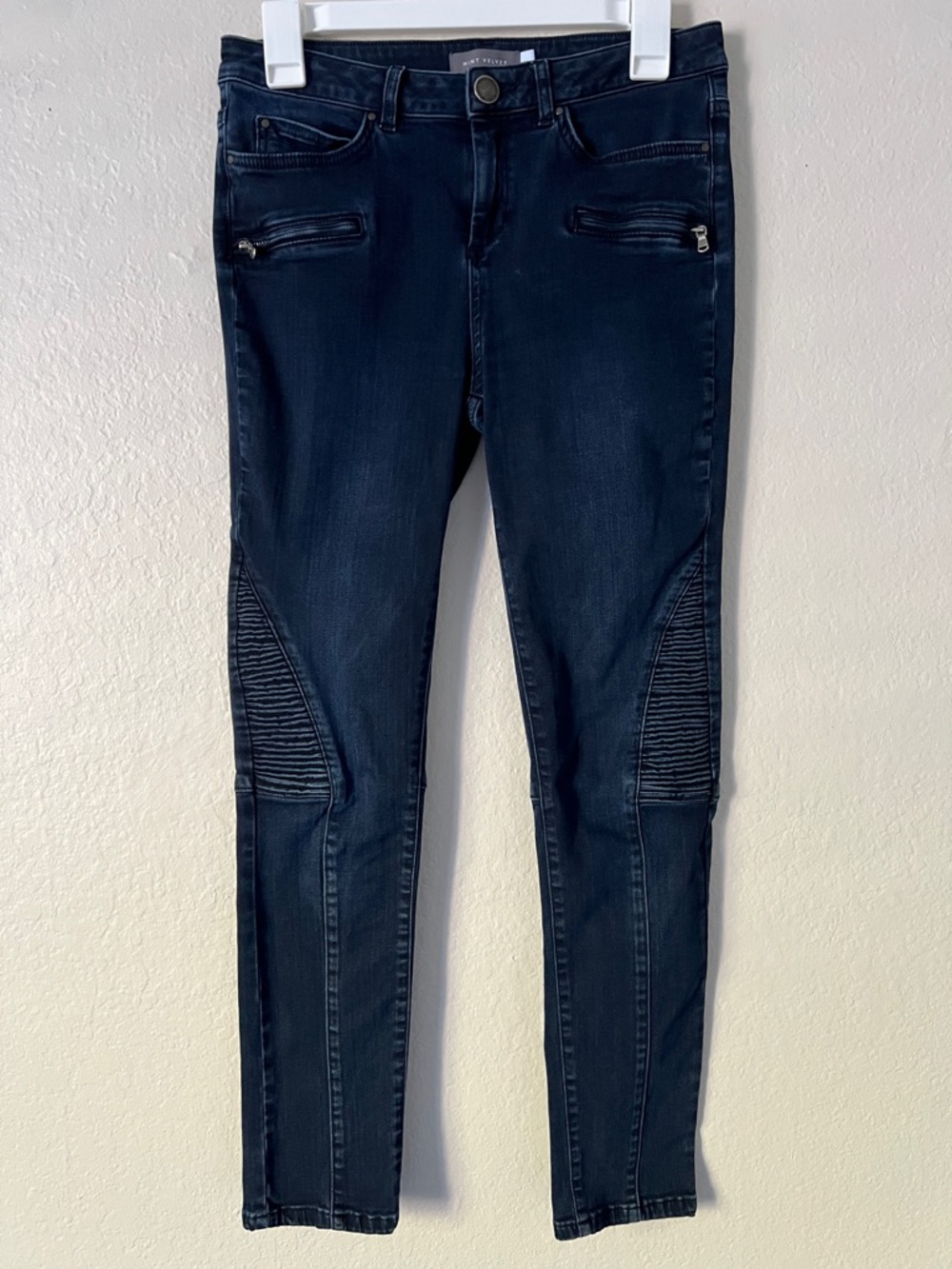 EUC MINT VELVET Biker Sculpting Skinny Jeans Dark Blue in Size 10R